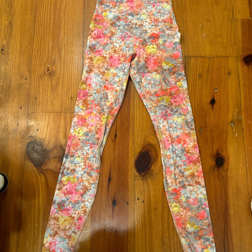 LULULEMON LEGGINGS